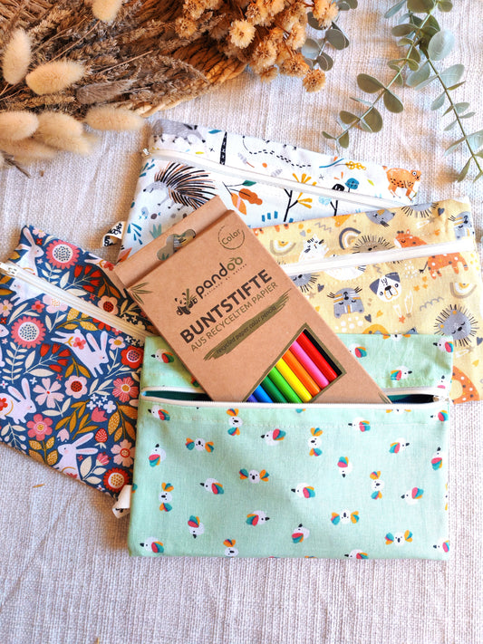 Set Astuccio + 12 Matite colorate in carta riciclata