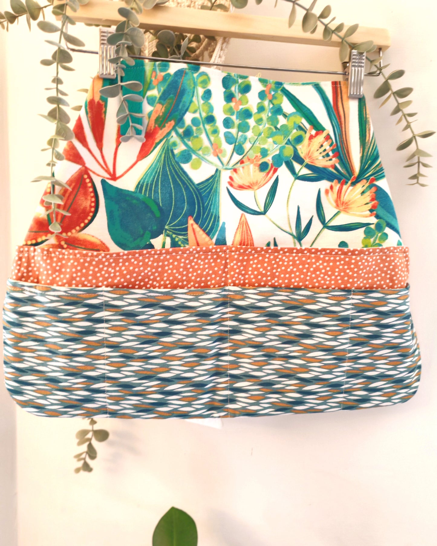 Grembiule Multitasche – Giardino, Cucina e Creatività