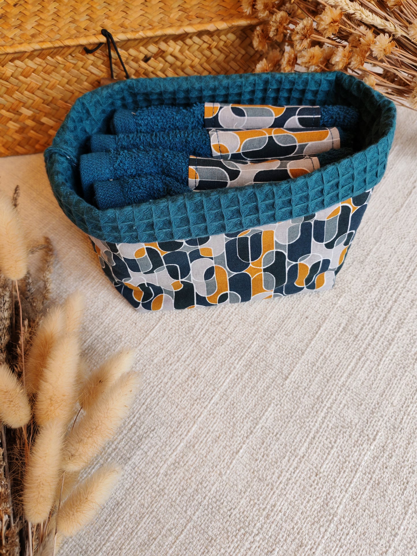 Set Magnolia: Cestino e Asciugamani coordinati