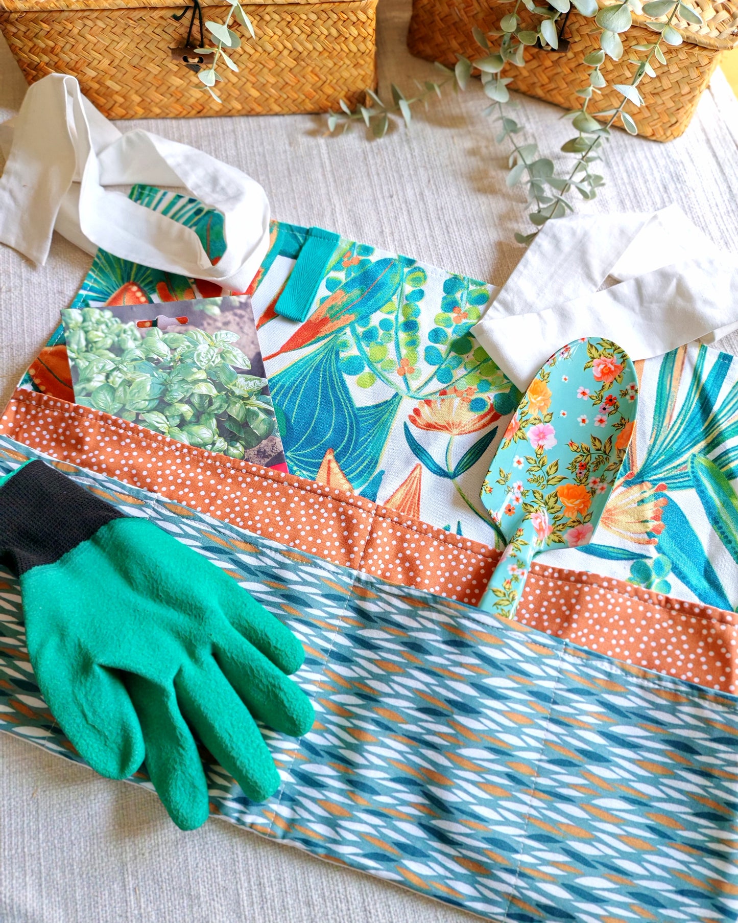 Grembiule Multitasche – Giardino, Cucina e Creatività